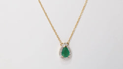Collier pendentif en or jaune, émeraude et diamants - Castafiore