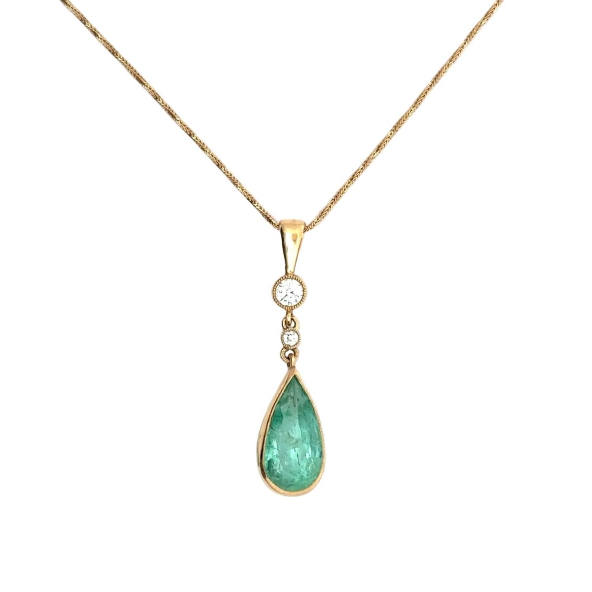 Collier Pendentif en or jaune, émeraude et diamants - Castafiore
