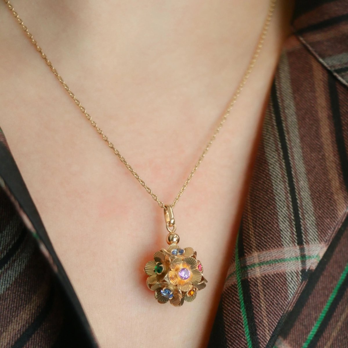 Collier Pendentif en or jaune et pierres de couleur - Castafiore