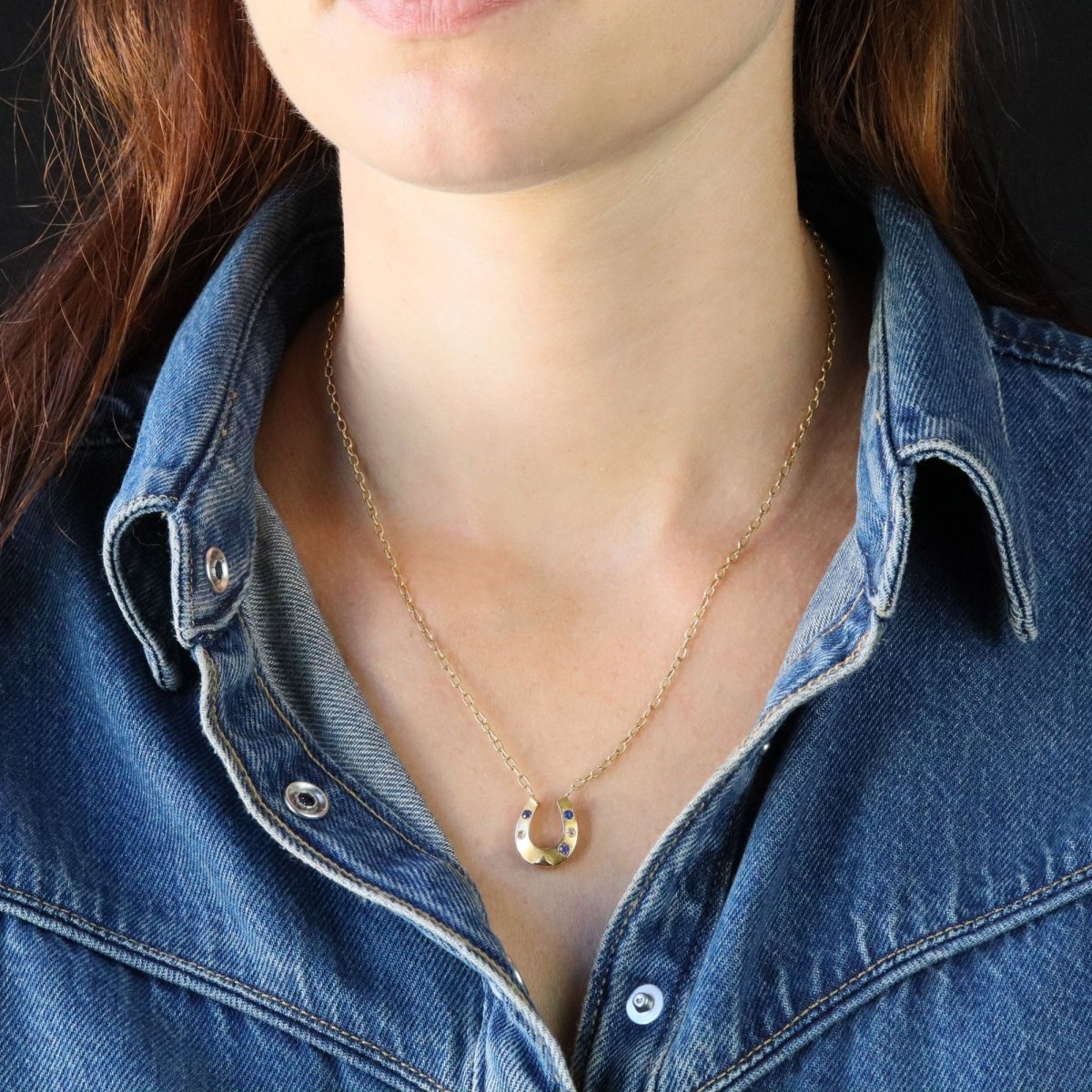 Collier Pendentif en or jaune, saphirs et diamants - Castafiore