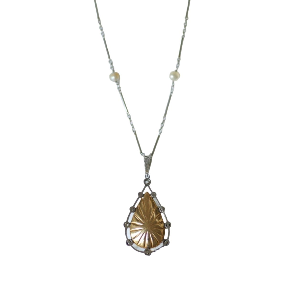 Collier Pendentif en platine or jaune, perle, et diamants - Castafiore