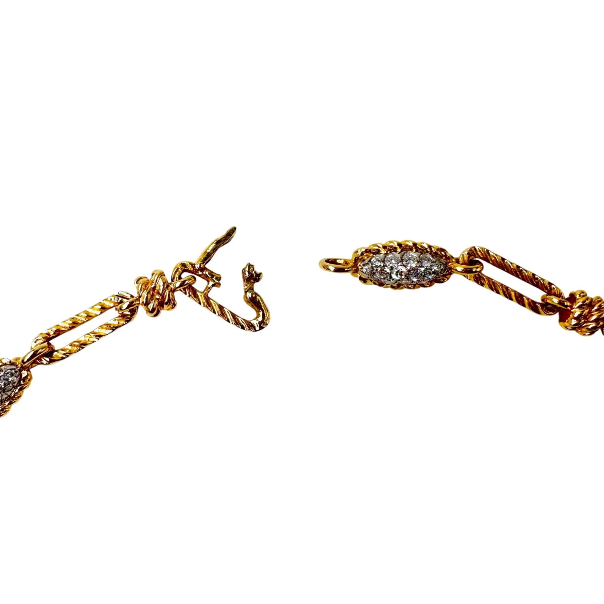 Collier Pendentif FRED en or jaune et diamants - Castafiore