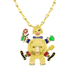 Collier Pendentif HENRI HECHT MAÏK "Le clown et le lion" en or jaune, émail, rubis et émeraudes - Castafiore