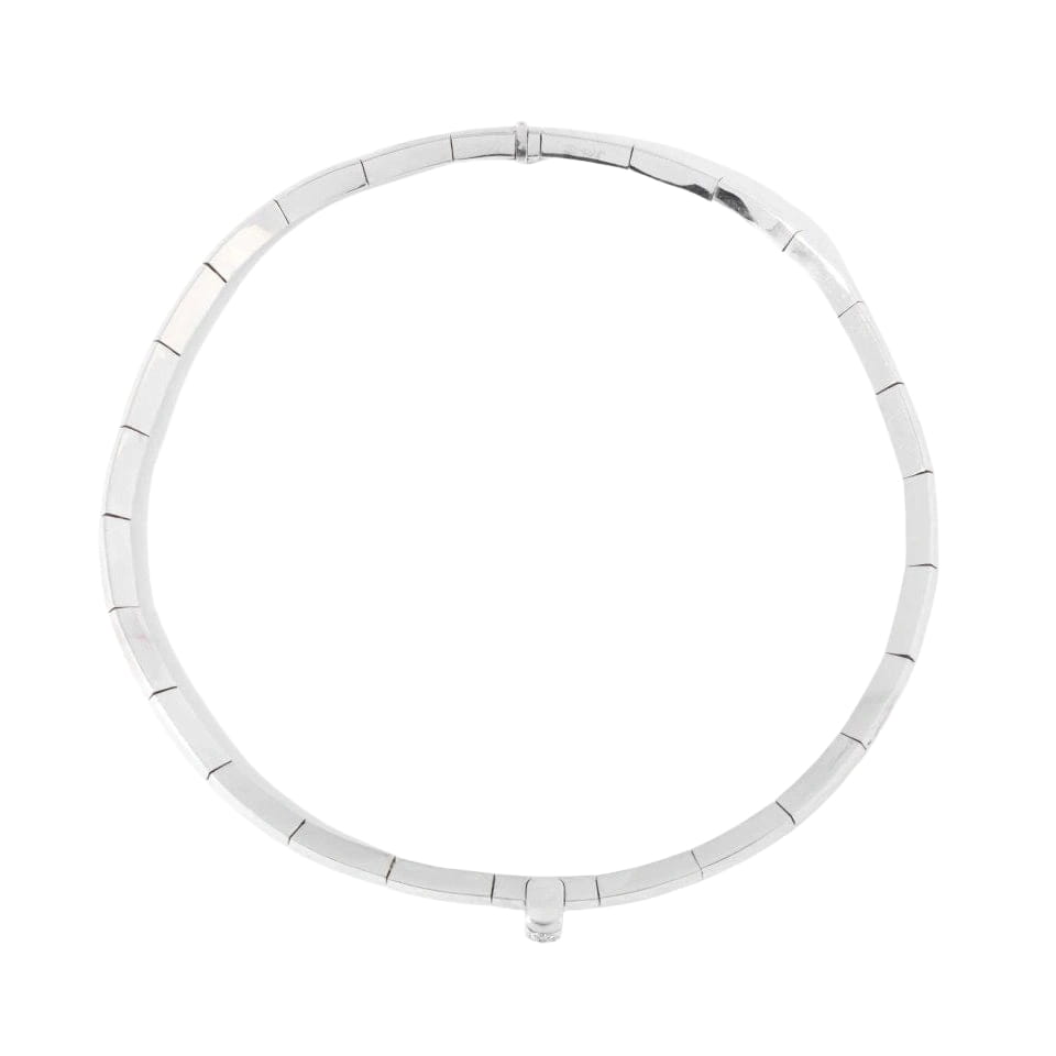 Collier rigide or gris de la maison Chaumet - Castafiore
