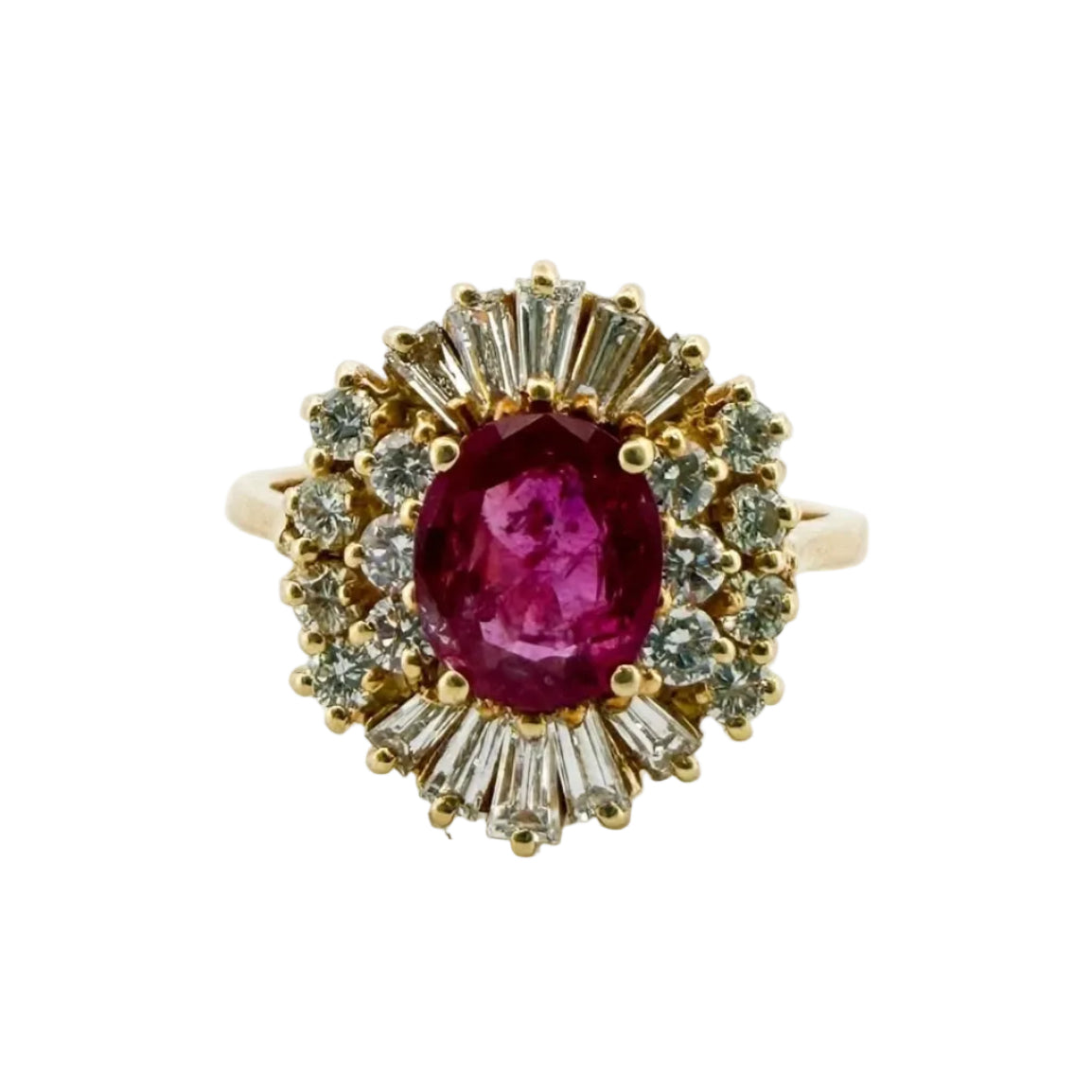 Bague Entourage en or jaune, rubis et diamants