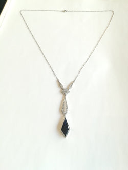Collier Négligé en platine, saphir et diamants