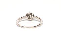 Bague Solitaire en or blanc et diamant