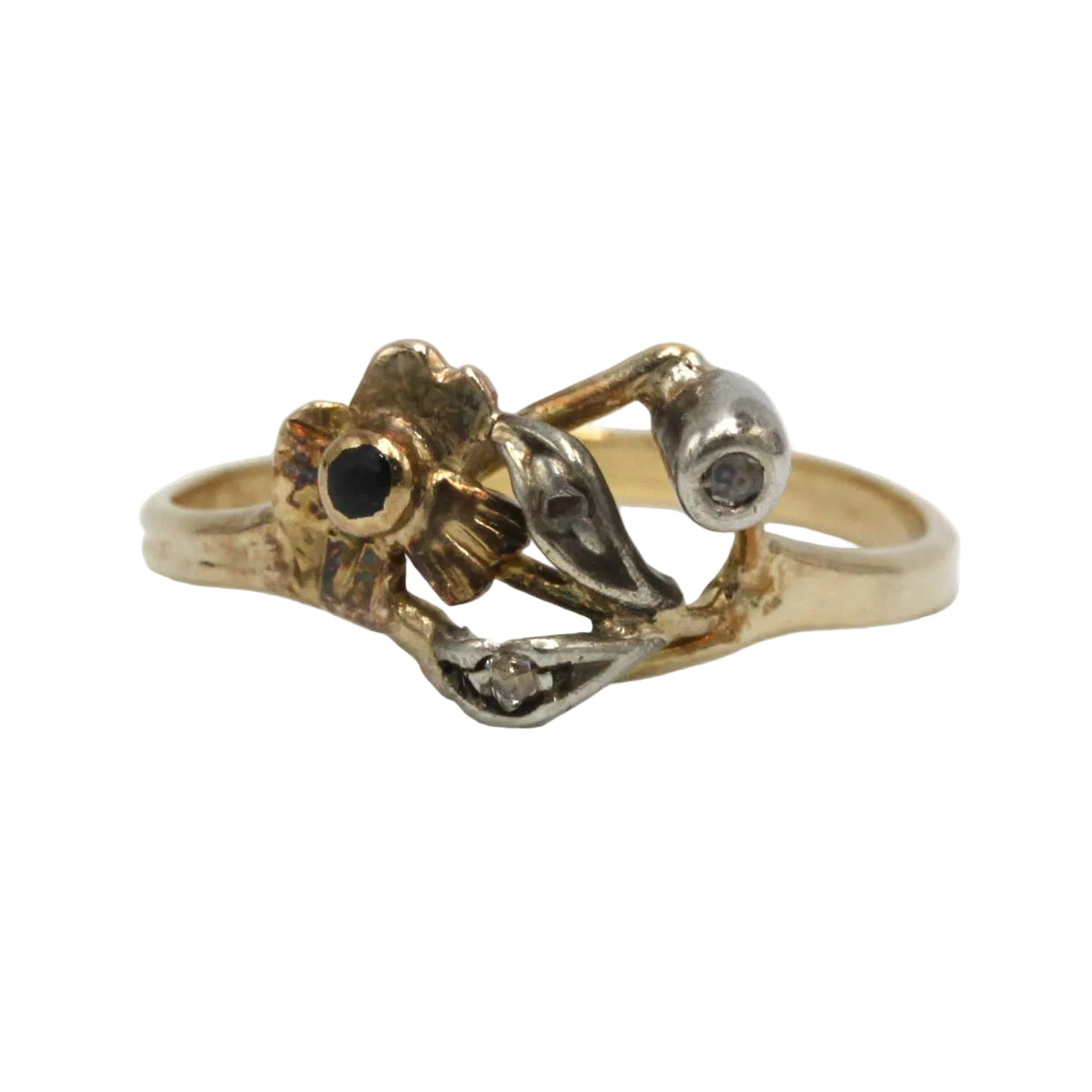 Bague en or jaune, argent, pierre noire et diamants