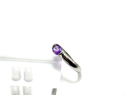 Bague Solitaire en or blanc et améthyste