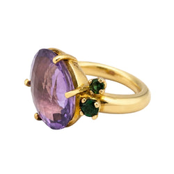Bague Cocktail en or jaune, améthyste et tsavorites