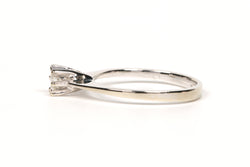 Bague Solitaire en or blanc et diamant