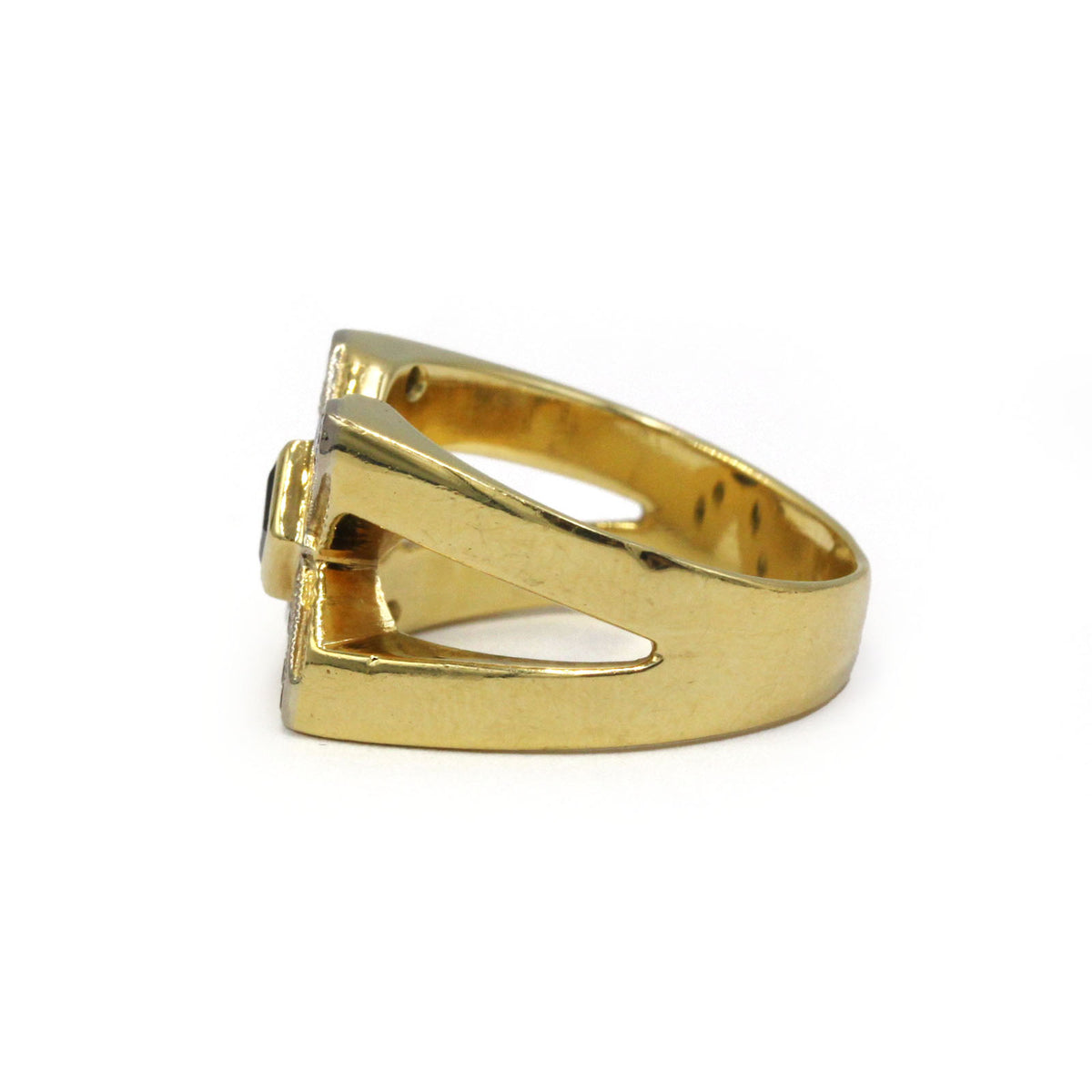 Bague Chevalière en or blanc, or jaune, saphir et diamants
