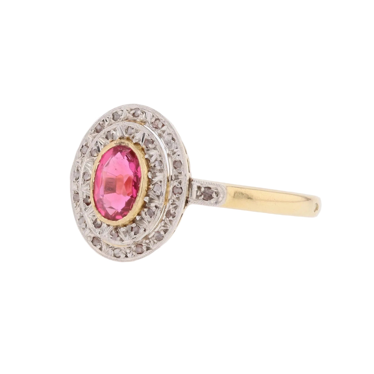 Bague Entourage en or jaune, platine, rubis et diamants