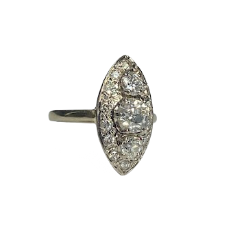 Bague Marquise en or blanc et diamants