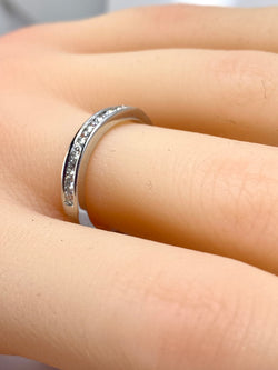 Bague Alliance en or blanc  et Diamants