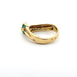 Bague Solitaire en or jaune, émeraude et diamants