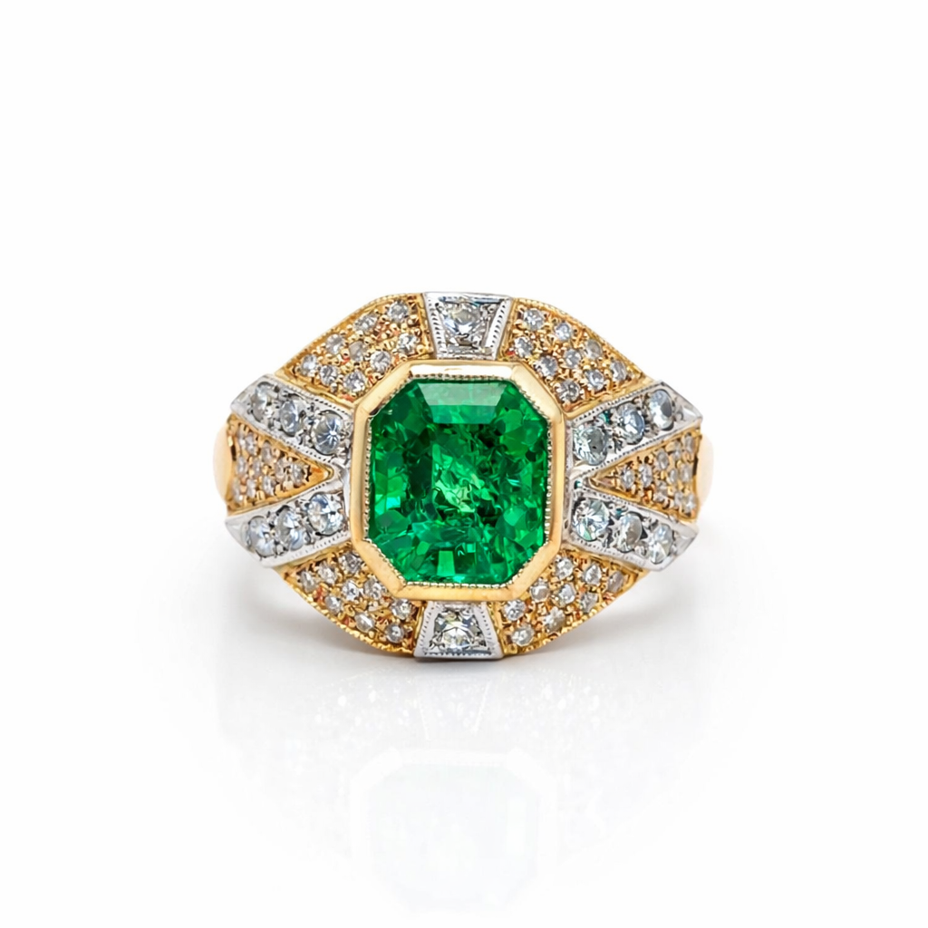 Bague Cocktail en or jaune, or blanc, émeraude et diamants