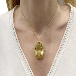 Pendentif en or jaune et prasiolite