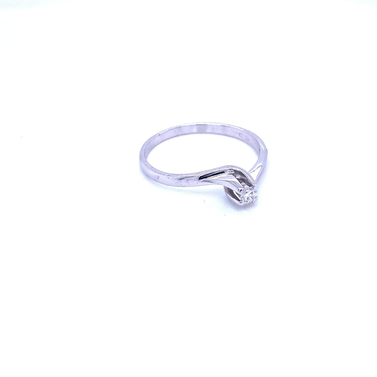 Estate Diamond Valentino Solitaire Ring - Castafiore