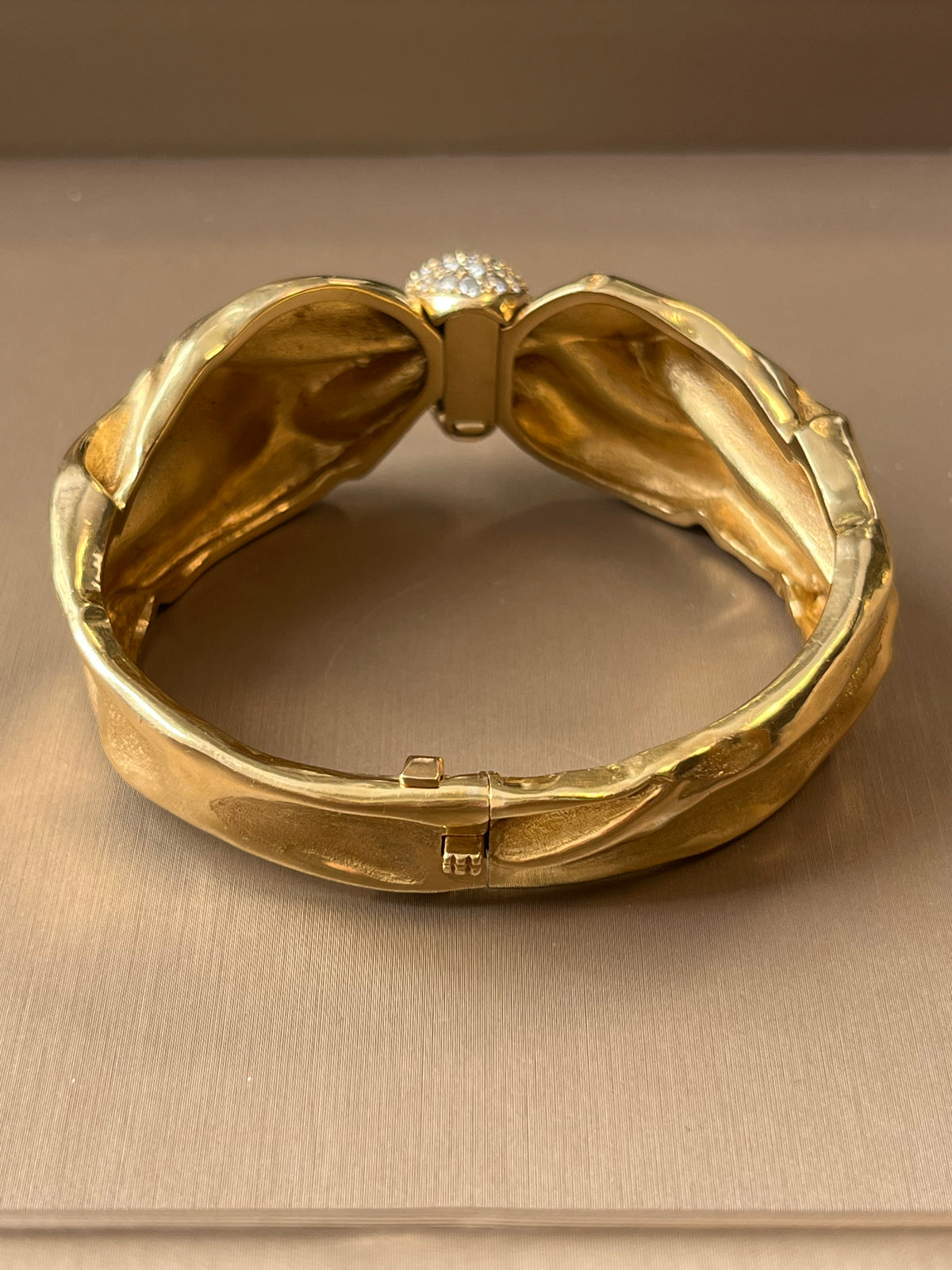 Bracelet Jonc en or jaune et diamants