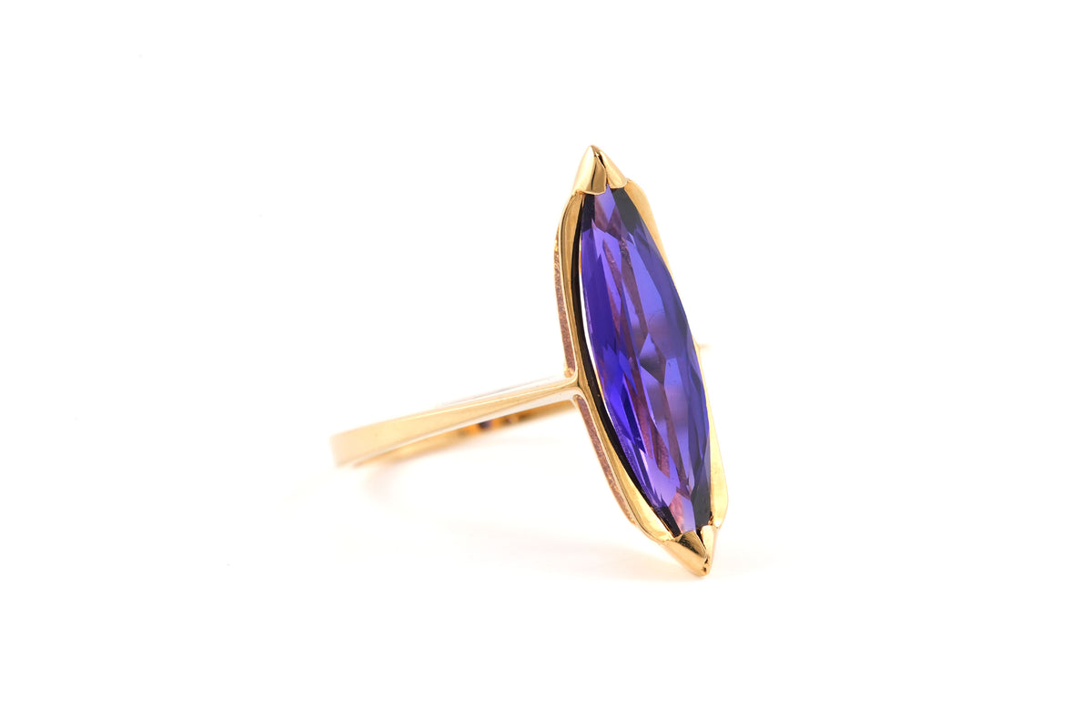 Bague Solitaire en or jaune et améthyste