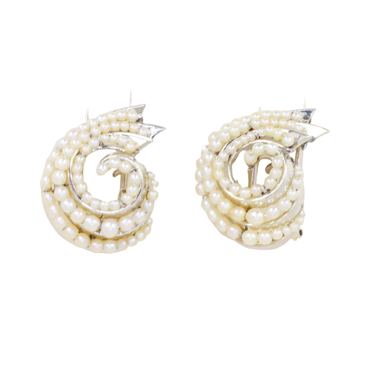 Broches Clips en or blanc et perles