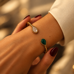 Bracelet Jonc BOUCHERON "Serpent Bohème" en or jaune, malachite et diamants