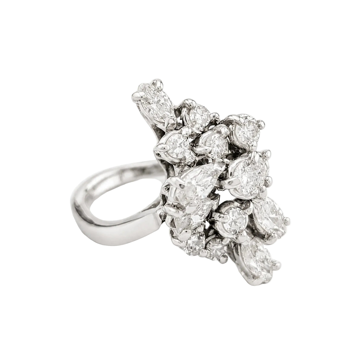 Bague en or blanc et diamants