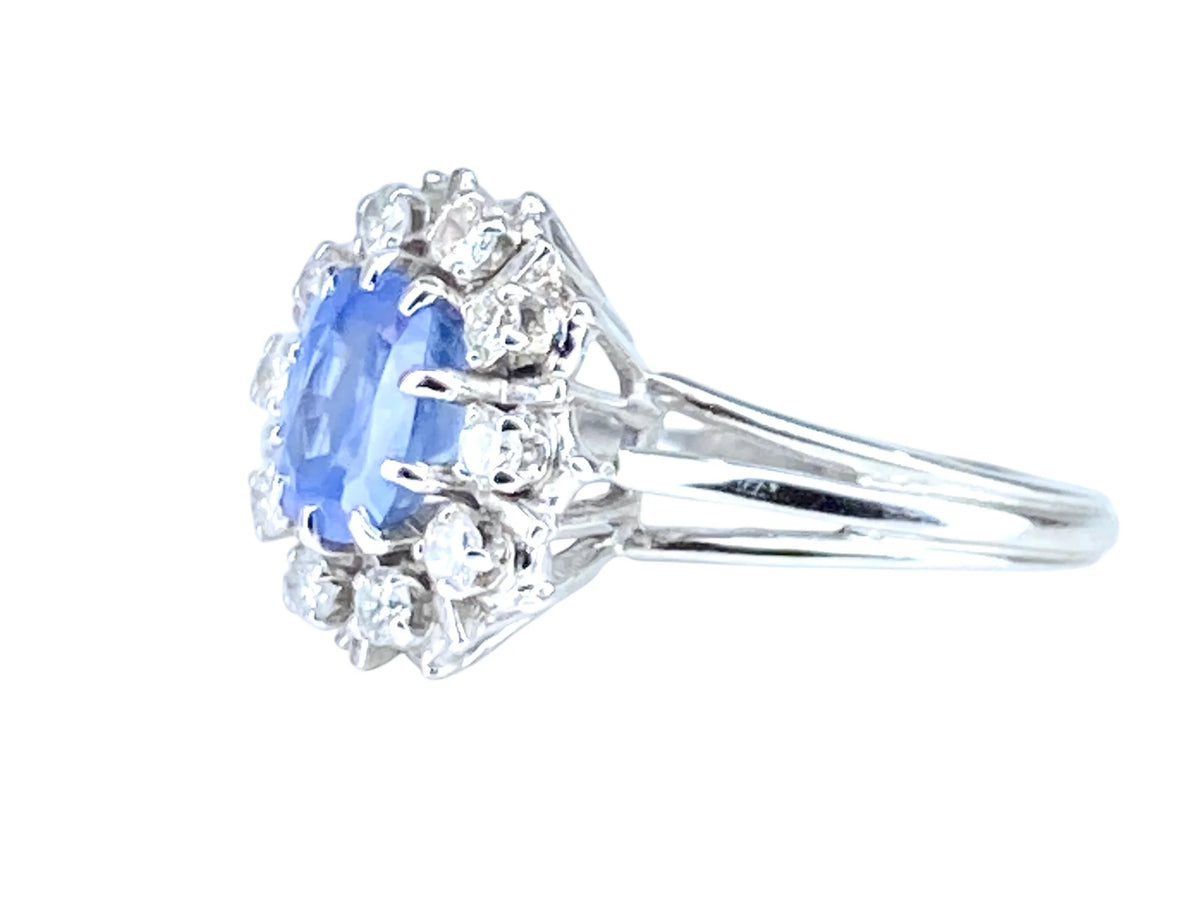 Bague Marguerite en or blanc, saphir et diamants