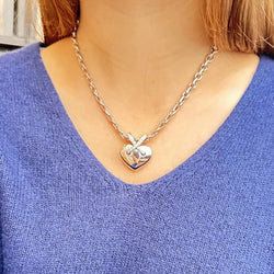 Collier Pendentif CHAUMET Coeur Liens en or blanc et diamants
