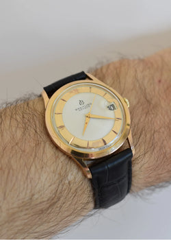 Montre BREITLING Réf. 4002, en plaqué or et acier - Cadran bicolore, Venus 227, Vers 1956.