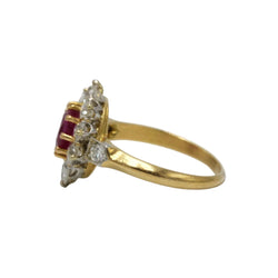 Bague Marguerite en or jaune, platine, rubis et diamants