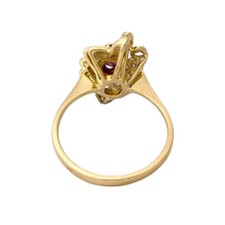 Bague Entourage en or jaune, rubis et diamants