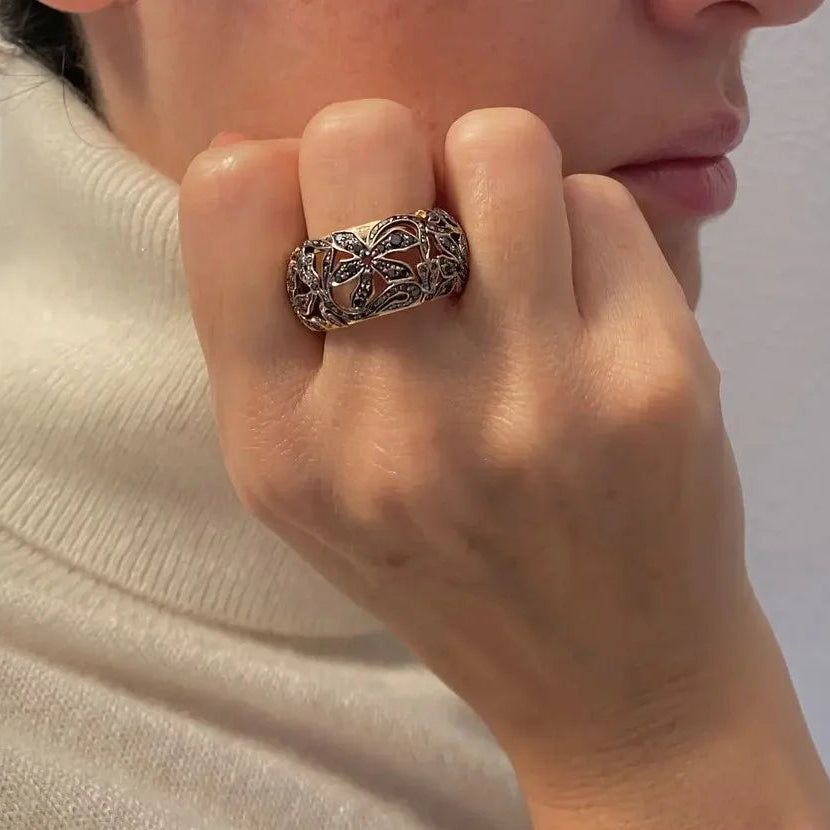 Bague Bandeau POMELLATO "Arabesque" en or rose et diamants