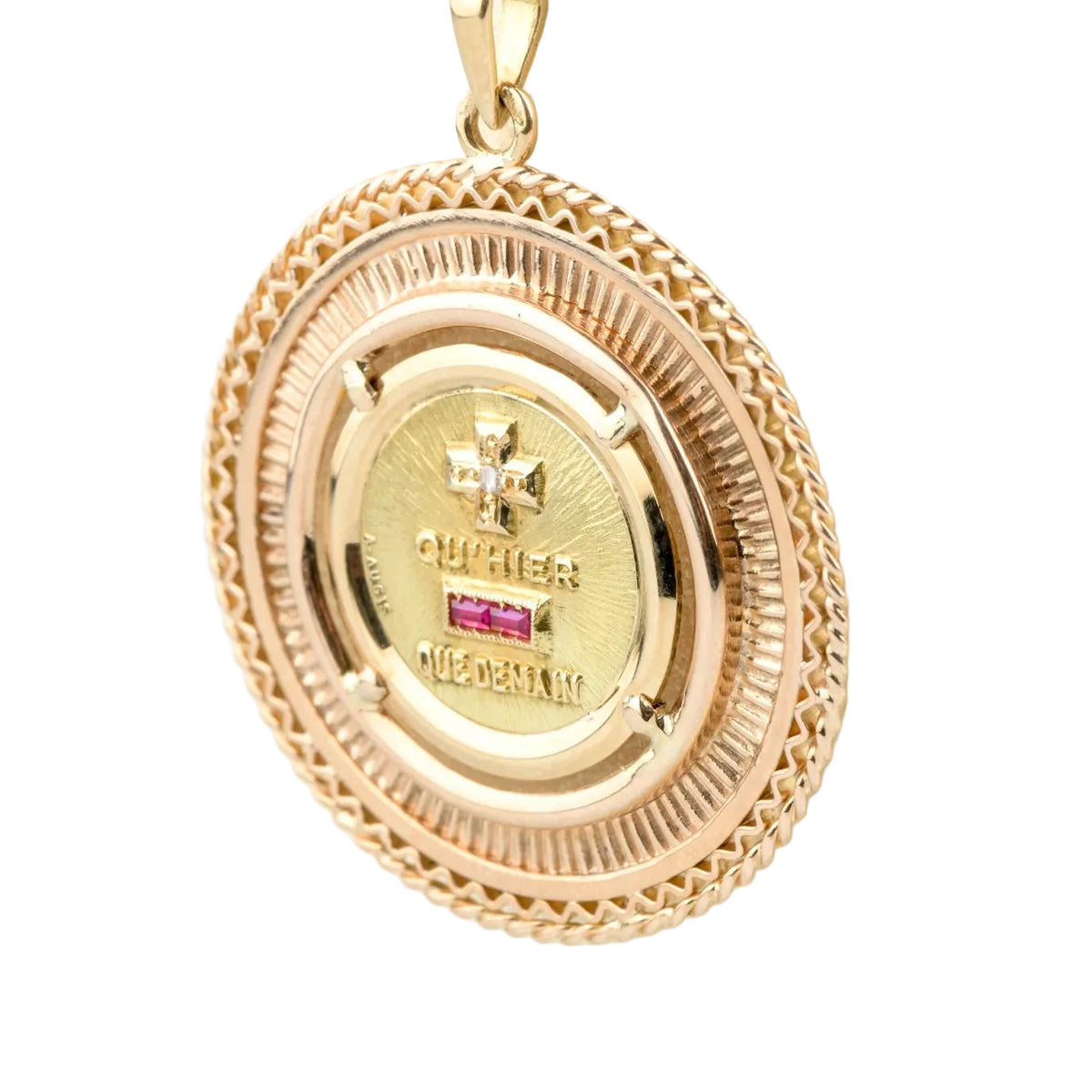 Pendentif AUGIS + qu’hier – que demain en or jaune et rubis