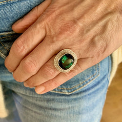 Bague Entourage en or blanc, tourmaline et diamants