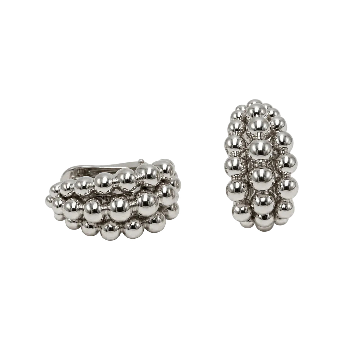 Boucles d'oreilles Clips BOUCHERON Grains de raisin en or blanc