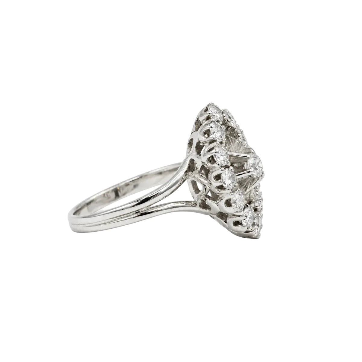 Bague Marquise en or blanc et diamants