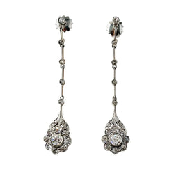 Boucles d'oreilles Belle Époque en platine, or jaune et diamants