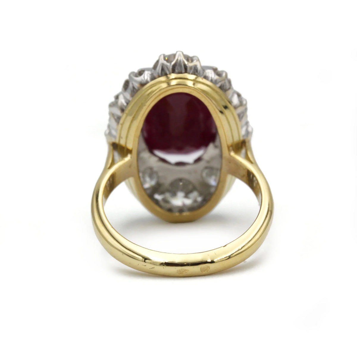 Bague Marguerite en or jaune, rubis et diamants