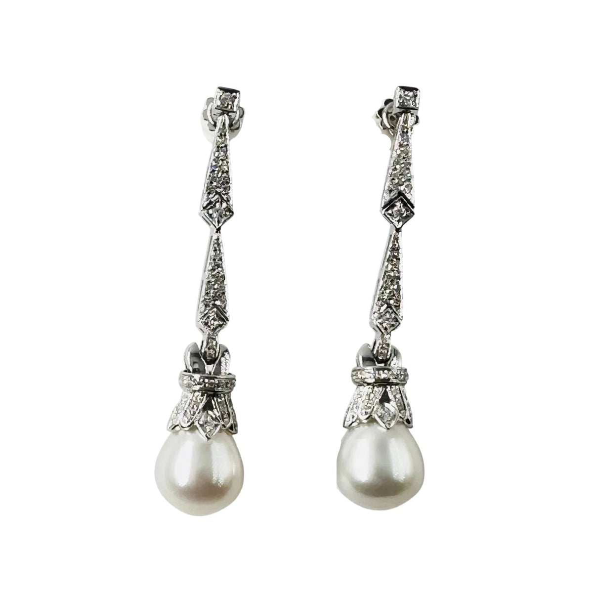 Boucles d'oreilles Pendantes en or blanc, perles et diamants