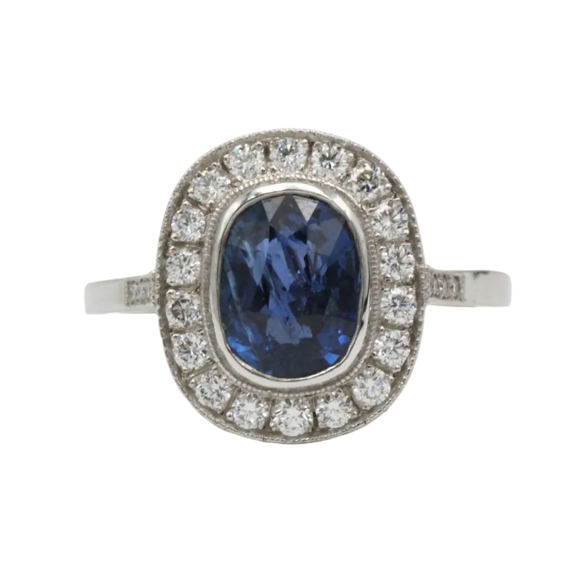 Bague Entourage en platine, saphir et diamants