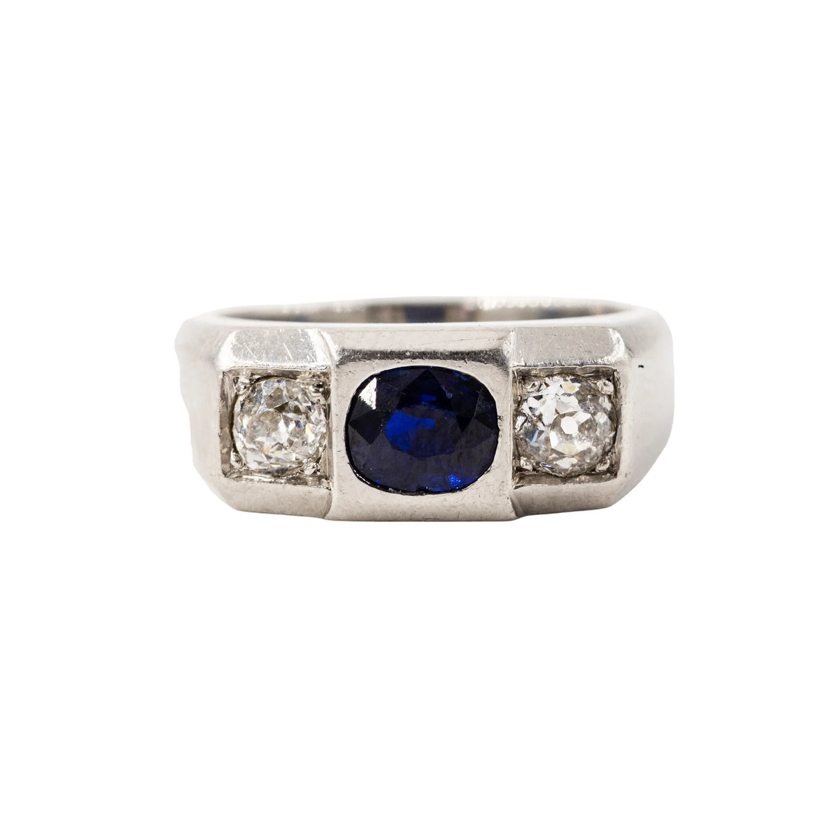 Bague Tank Art déco LOUIS HEISSLER en platine, saphir et diamants