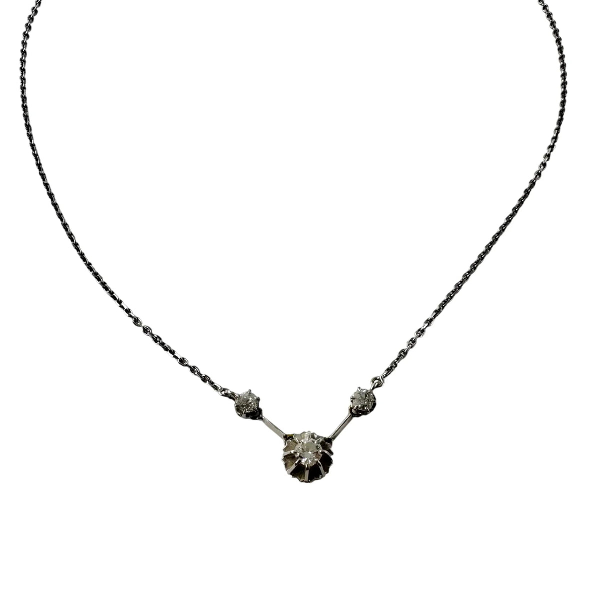Collier Ras de cou en or blanc et diamants