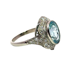 Bague Entourage en platine, aigue-marine et diamants