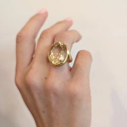 Bague Cocktail en or jaune et citrine