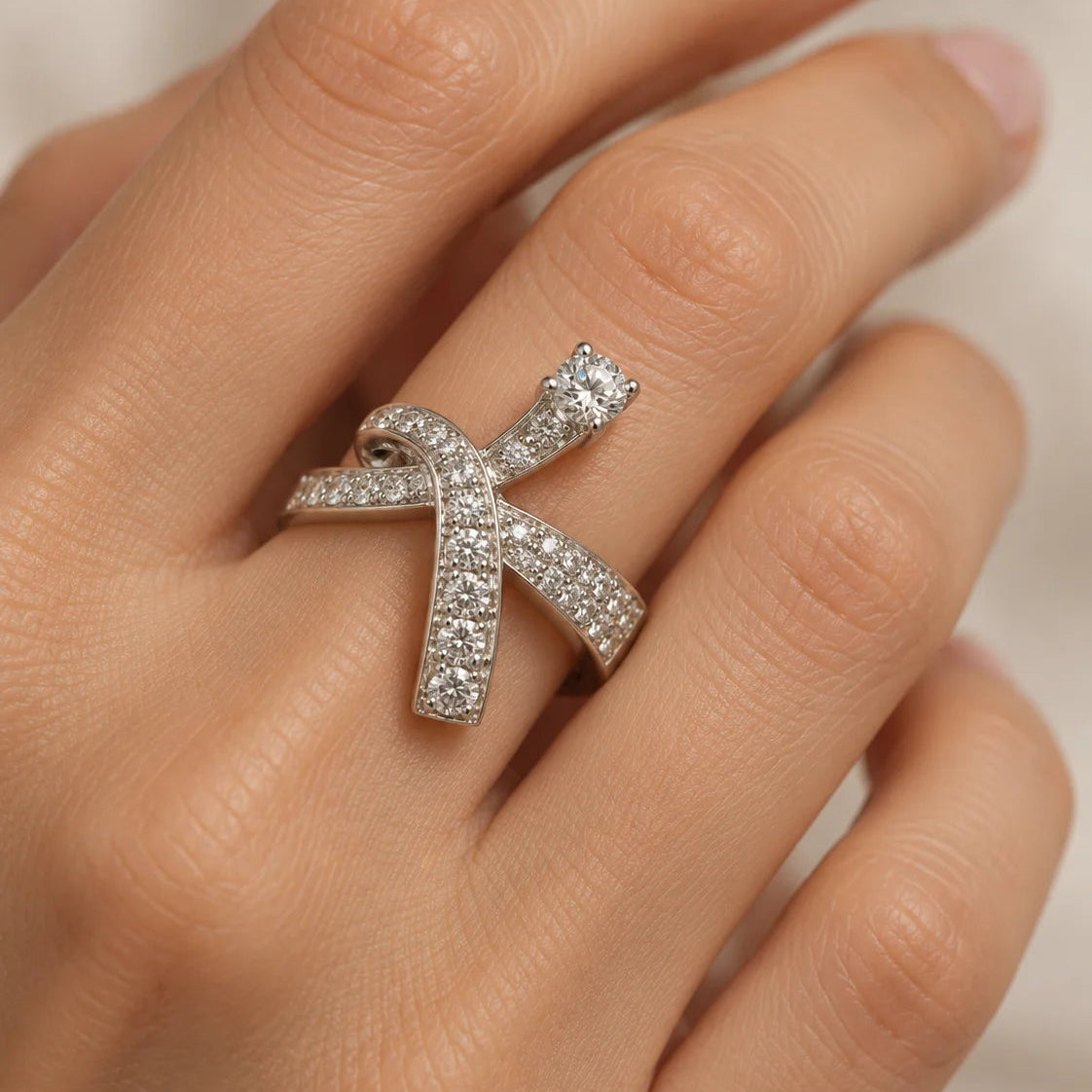 Bague A.ROURE en or blanc et diamants