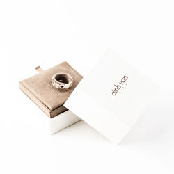 Bague DINH VAN "Domino" en or blanc et diamants