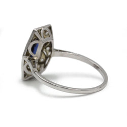 Bague Entourage en or blanc, saphir et diamants