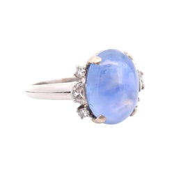 Bague en or blanc, saphir et diamants